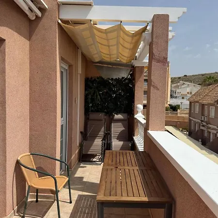 Дом отдыха Luminoso Adosado Con Terraza, Bbq Y Piscina Junto Al Mar